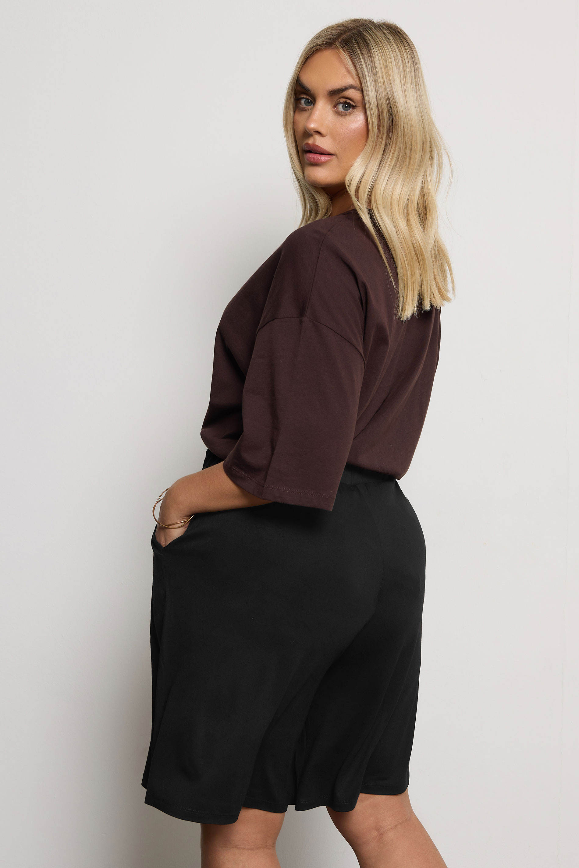 YOURS Plus Size Black Jersey Pull On Shorts | Yours Clothing 2