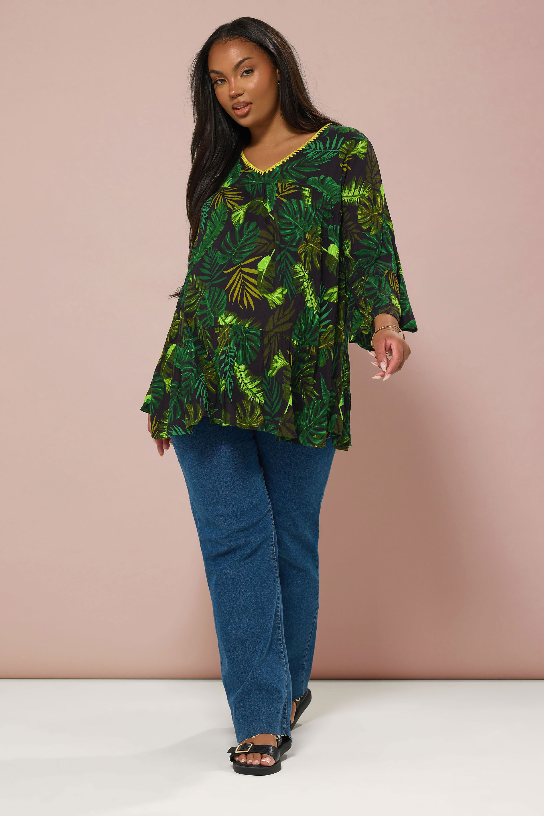 BUMP IT UP MATERNITY Curve Green Palm Leaf Print Top | Yours Clothing 2
