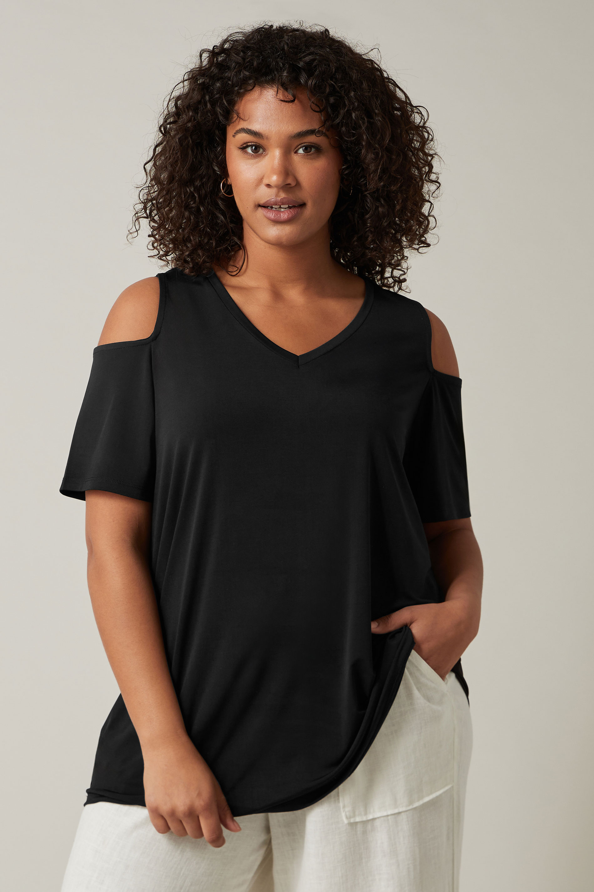 EVANS Curve Black Cold Shoulder Top | Evans 3