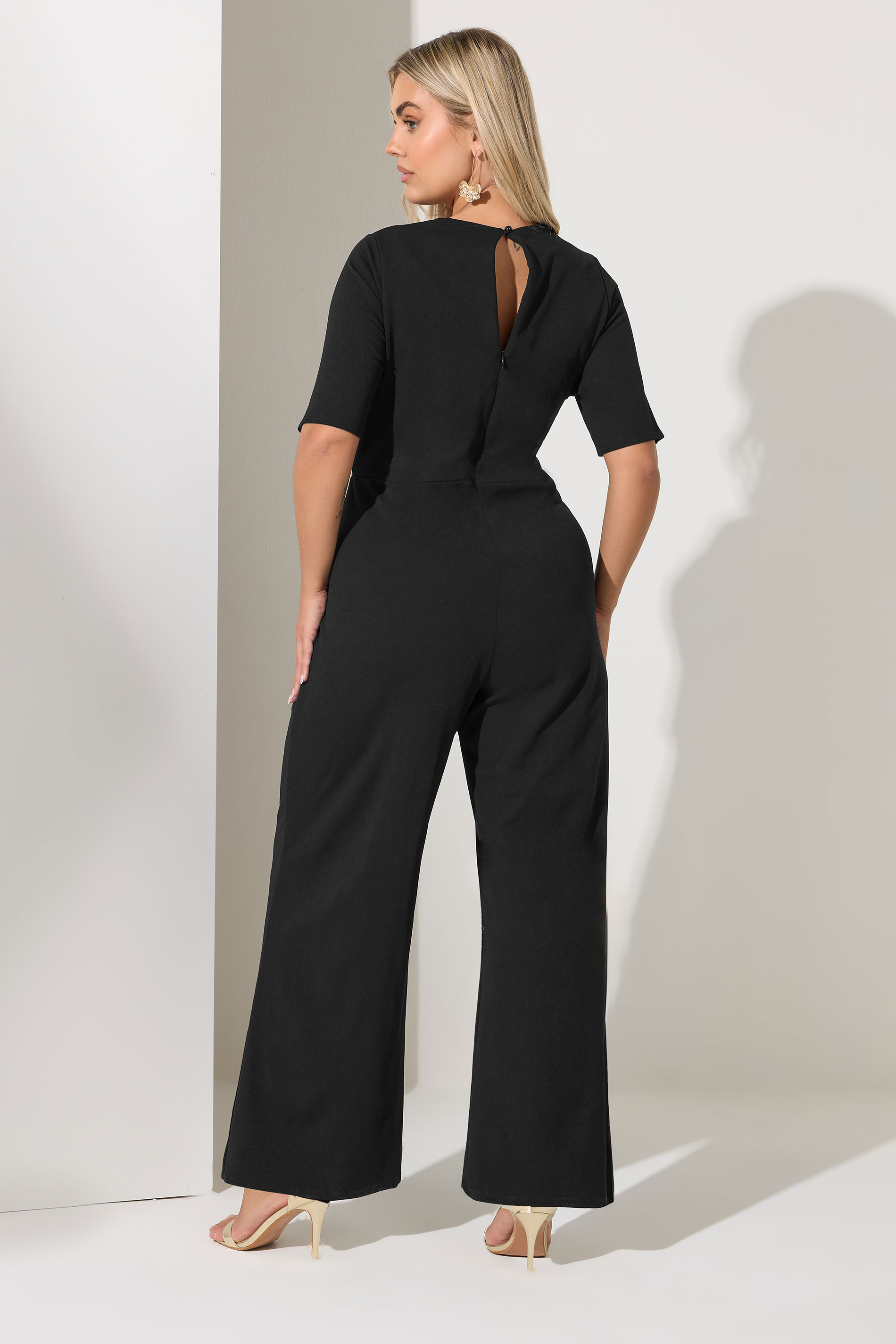 YOURS LONDON Plus Size Black Sweetheart Neck Jumpsuit | Yours Clothing 2