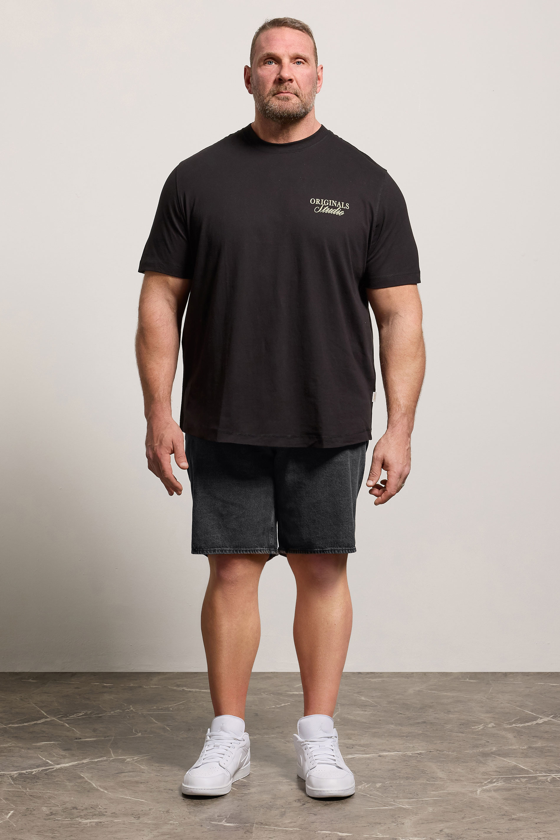 https://cdn.mandco.com/Images/ProductImages/eca73247-7dbc-4a_702780_B.jpg