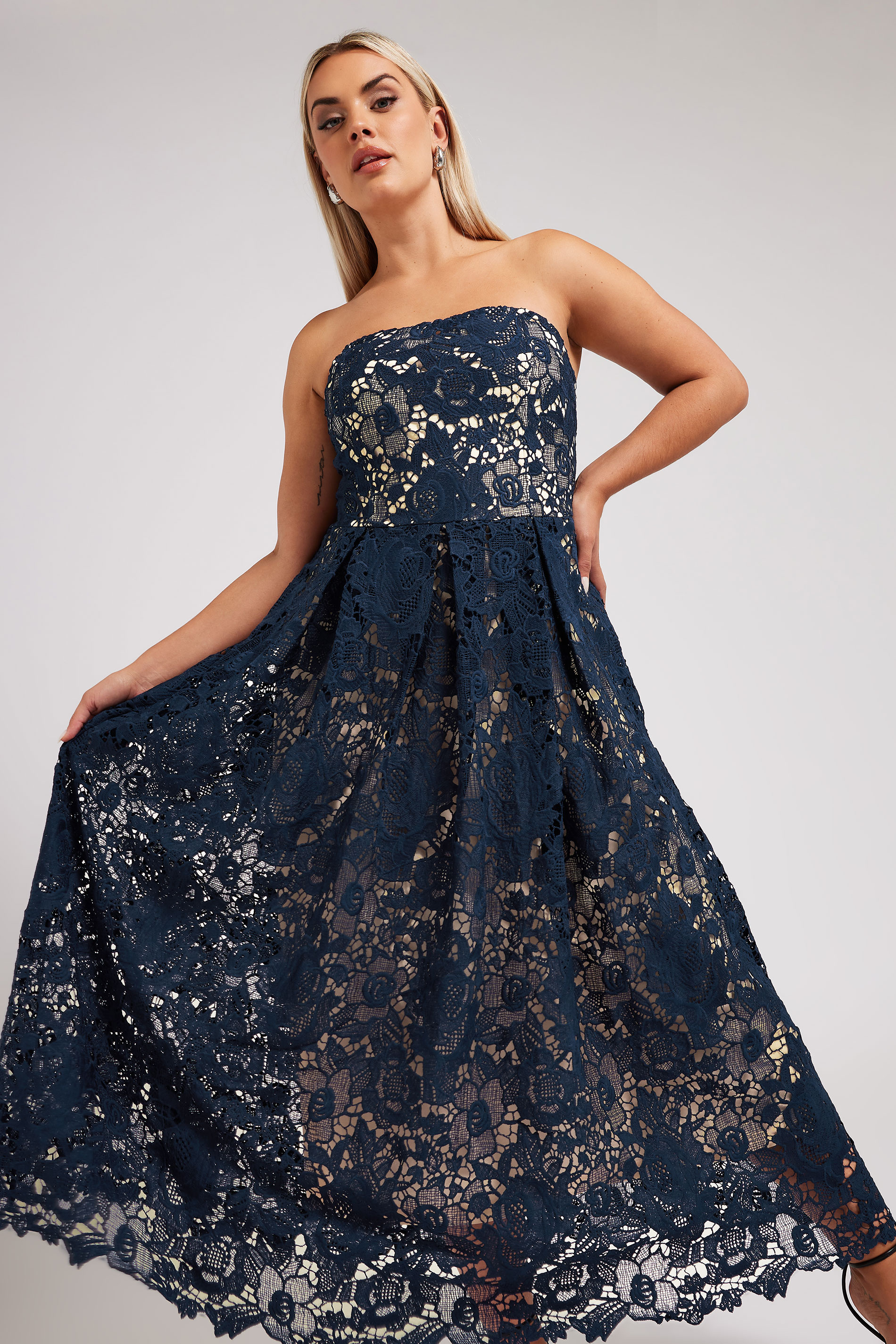 YOURS LONDON Plus Size Navy Blue Sleeveless Lace Skater Dress | Yours Clothing 3