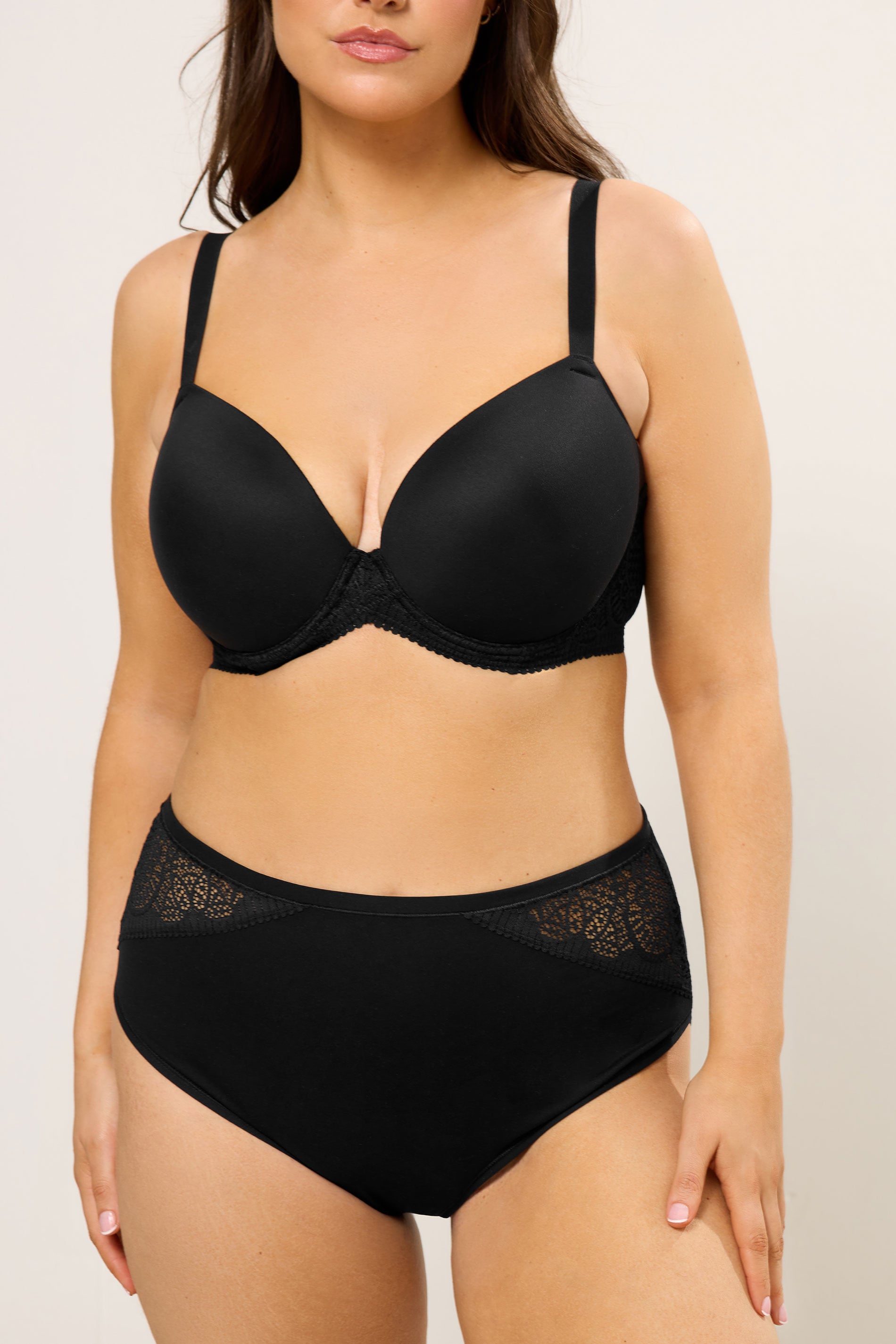 YOURS Plus Size Black Floral Lace Shorts | Yours Clothing 3