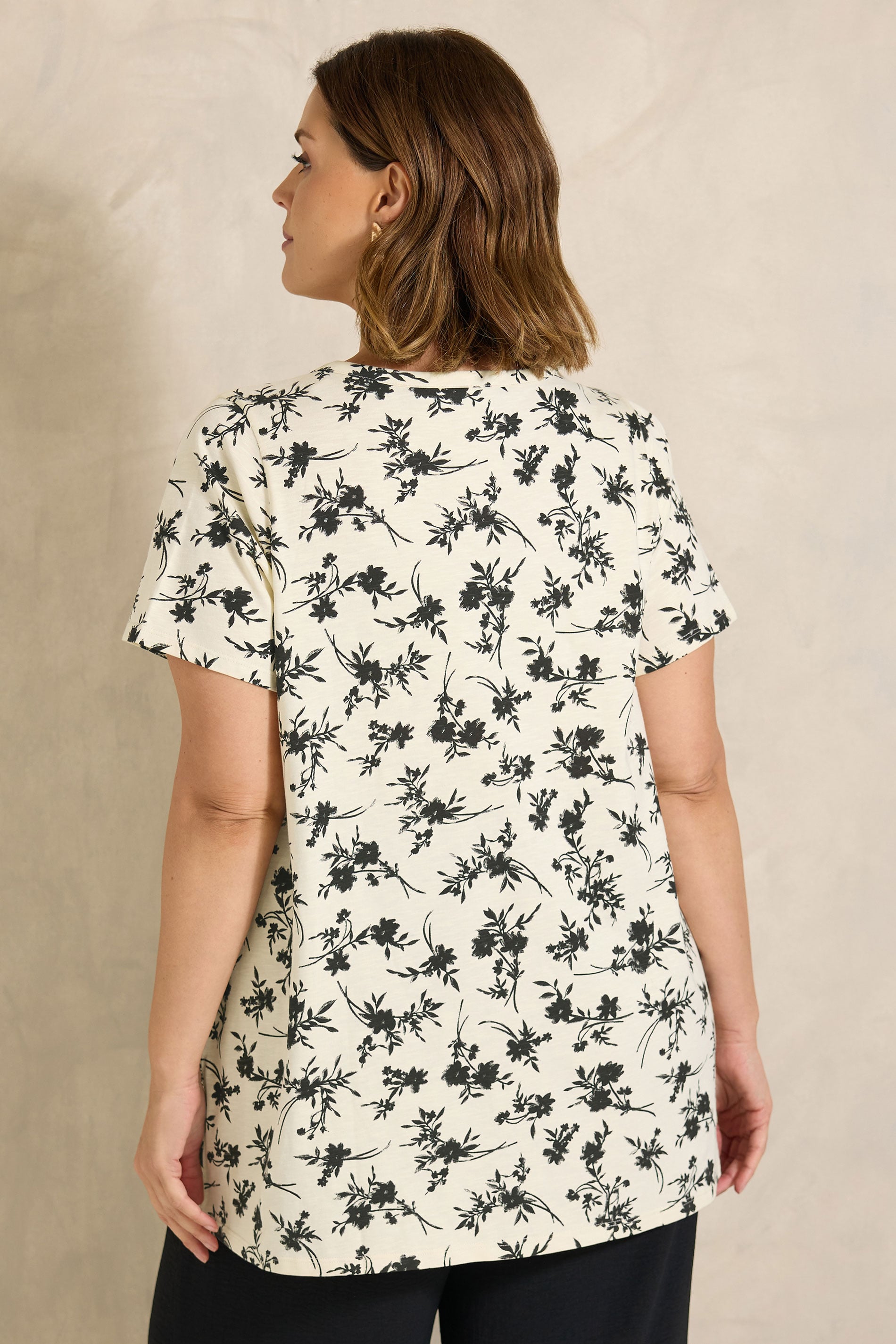 EVANS Plus Size Ivory Floral Print Cotton Henley Top | Evans 2
