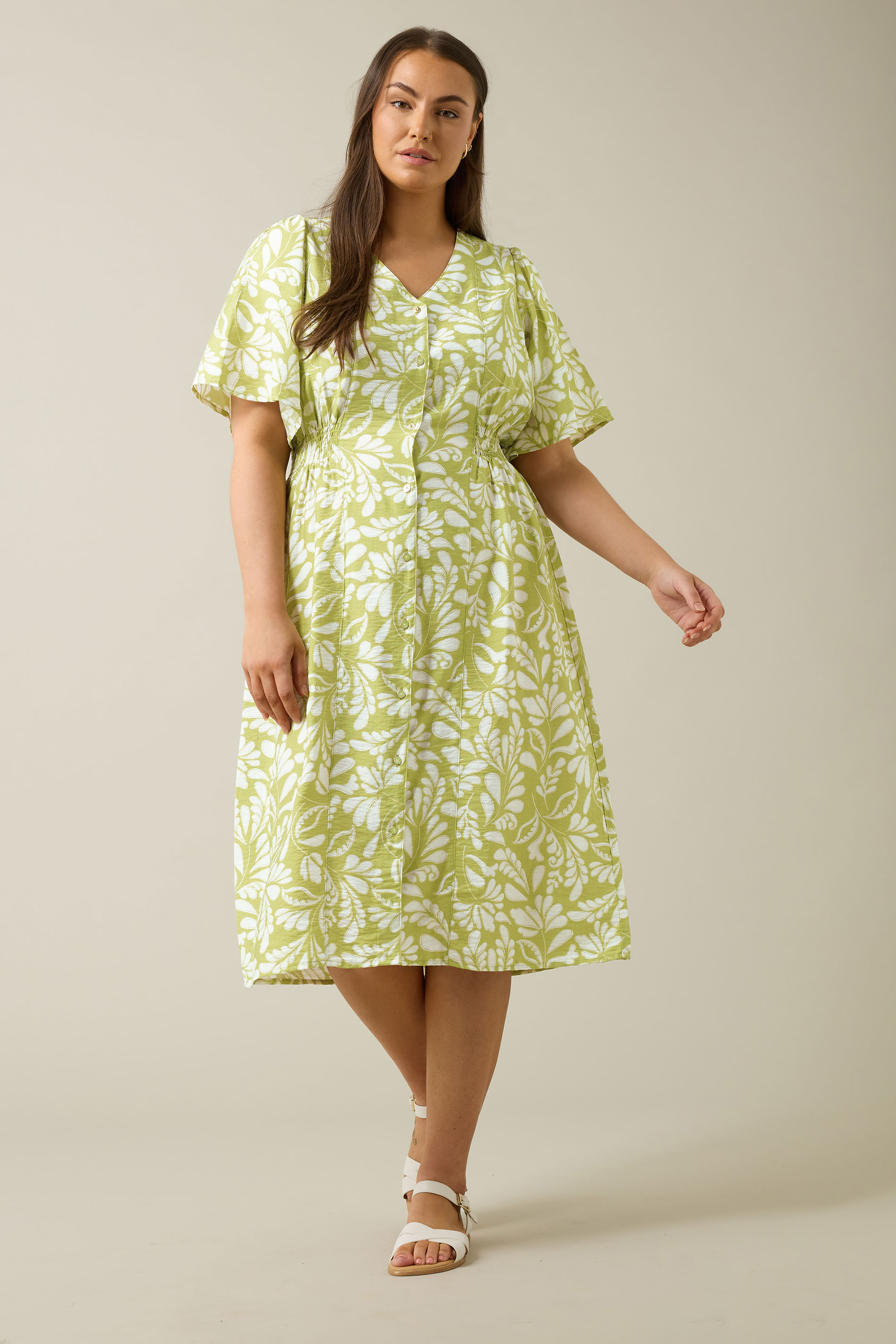 EVANS Plus Size Chartreuse Green Leaf Print Midi Dress | Evans  2