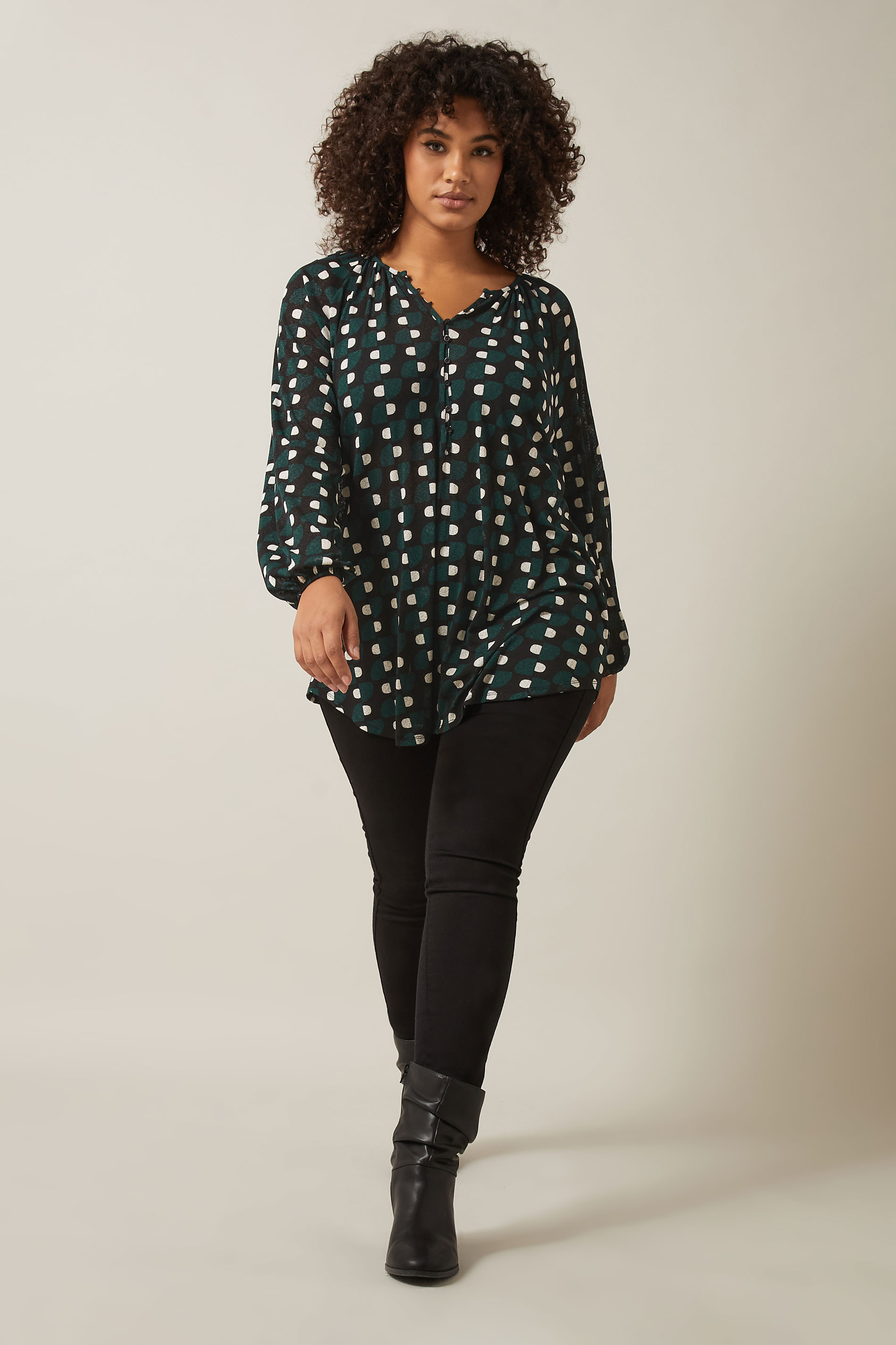 EVANS Plus Size Green Geometric Print Blouse | Evans 1