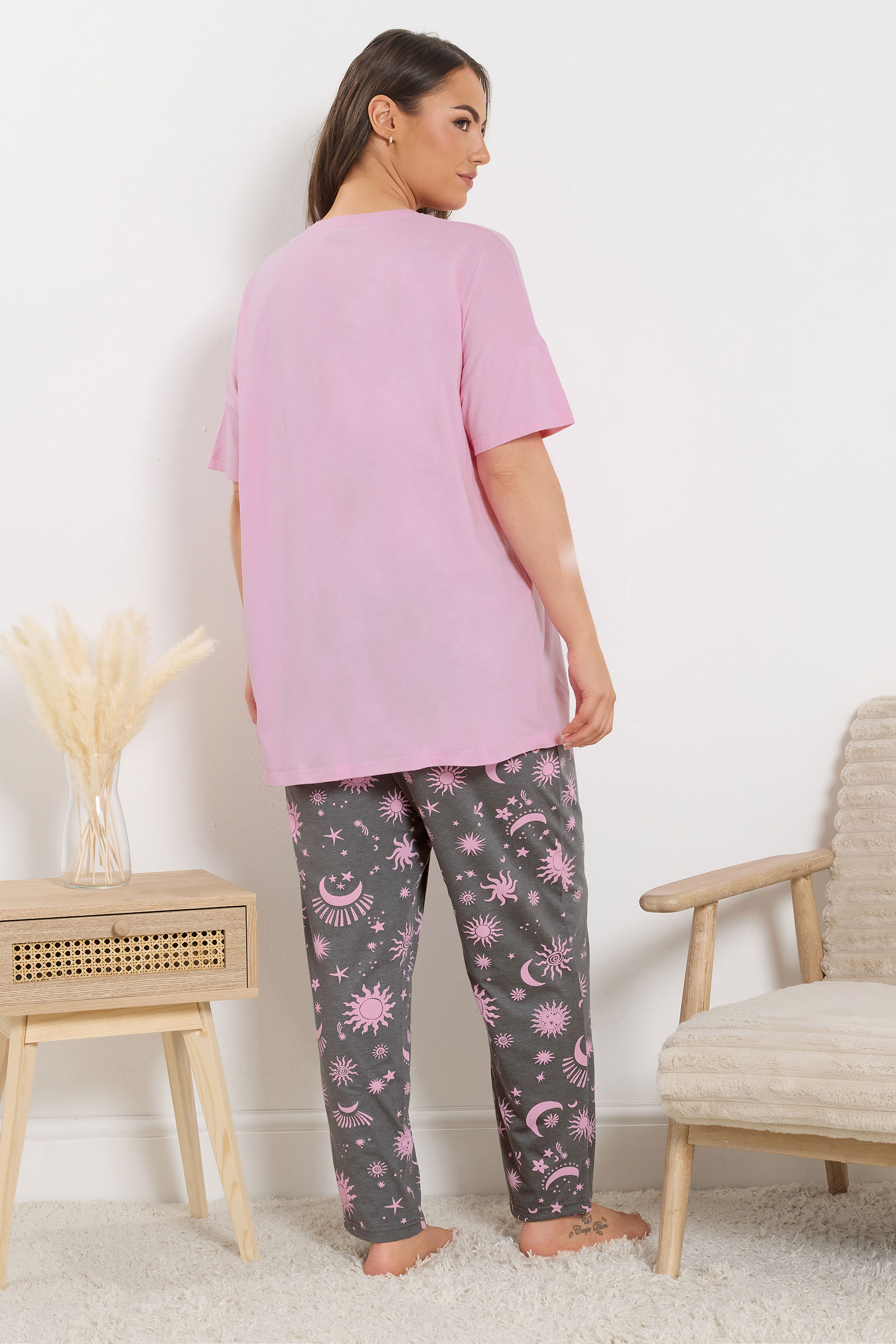 YOURS Plus Size Pink & Grey 'Weekend Dreaming' Pyjama Set | Yours Clothing 2